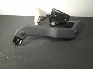 2002-2007 LIBERTY LEFT DRIVERS SIDE REAR SEAT BACK HINGE INNER